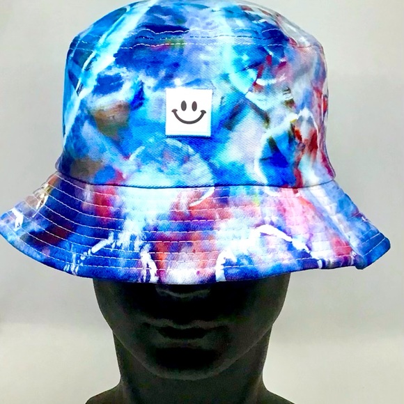 Accessories - Unisex Smiley Tie Dye Bucket Hat. Multicolor One Size Fits Most